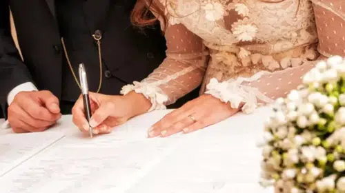 İBB'den Yeni Evlilere 40 Bin TL Destek Paketi! Geri Ödemesiz Tek Seferlik Nakit Yardımı Başladı!