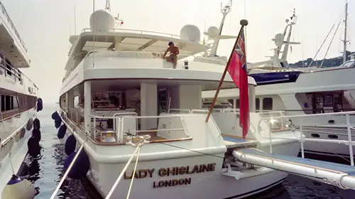 Robert Maxwell ve Ghislaine Maxwell Üzerinden Medya Tartışması