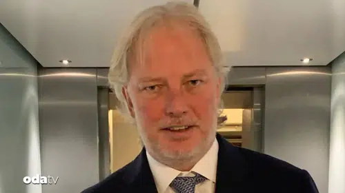 Adnan Şen'in Miami'deki başarılı ikinci beyin ameliyatı sonrası durumu iyiye gidiyor