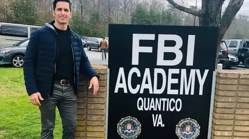 Amerikalı Aynasızın Kökenleri: Yasemin Kay Allen’ın Eşi Erdal Kaya Hakkında Bilgiler!