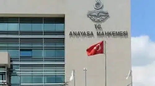 Anayasa Mahkemesi'nden "emsal" karar: ABD’ye çocuk iadesi durduruldu!