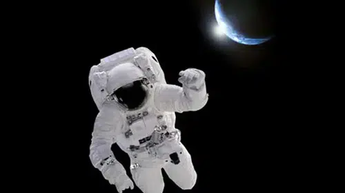 Ay’da Kadın Astronot Yürüdü Mü? Milyoner Olmak İster Programında Sürpriz Yanıt!