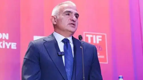 Bakan Ersoy: Türk turizmi artık şampiyonlar liginde