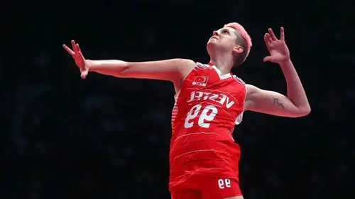 Ebrar Karakurt'un Yaşı, Cinsel Yönelimi ve Aşk Hayatı Hakkında Her Şey!