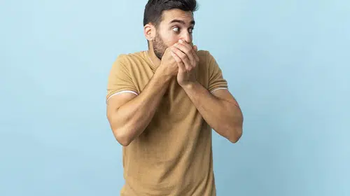 Geğirme: Nedenleri ve Doğal Çözümlerle Nasıl Başedilir?