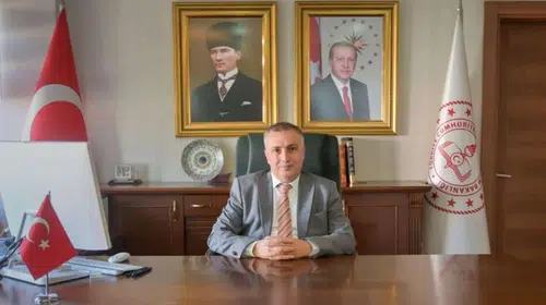 Bursa İl Eğitim Müdürlüğü'ne Gürhan Çokgezer atandı! Görev değişiklikleri Resmi Gazete'de duyuruldu