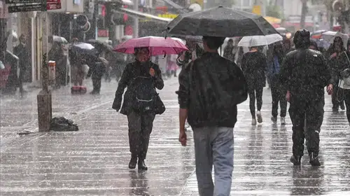 Meteoroloji'den Önemli Hava Durumu Uyarısı: Sıcaklıklar Önce Düşecek, Ardından Yükselecek!