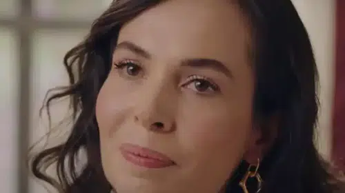 'Sevdiğim Sensin' dizisiyle Esra Ronabar'ın kariyeri ve özel hayatı gündemde!