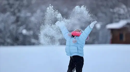 Erzurum’da Bugün Okullar Tatil mi? 5 Mart Perşembe Erzurum Valiliği Kar Tatili Açıklaması Geldi mi?