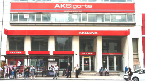 Mart Ayı Banka Promosyonları Açıklandı! Akbank Emeklilere Hangi Fırsatları Sunuyor?