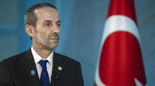 Abdurrahman Akyüz: Hayatı, Kariyeri ve Yaşı Hakkında Bilgiler