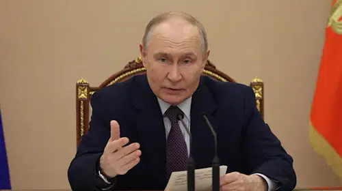 Putin, Özbekistan Cumhurbaşkanı Mirziyoyev ile Telefonda Görüşerek İlişkileri Geliştirdi