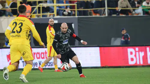 GS Retro Forma Fiyatı Ne Kadar? Galatasaray Nostalji Forması Nereden Alınır?