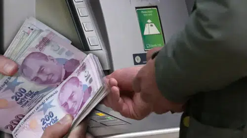 ATM Çekim Limitleri Yeniden Düzenleniyor: Bayram Sonrasında 30 Bin TL'ye Yükselebilir!