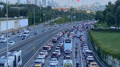 Bayram tatilinde akaryakıt tüketimi 3 yılın zirvesine çıktı