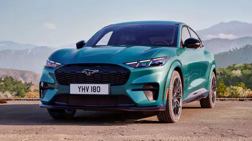 Ford, Mach-E için heyecan verici bir adım attı: California Special modeli tanıtıldı!