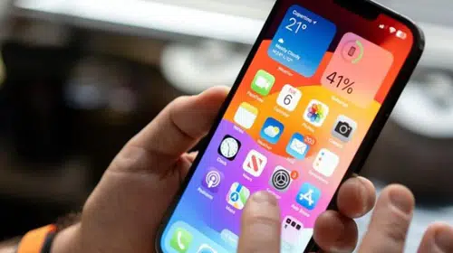 iPhone kullanıcılarını şaşkına çeviren hata: Sildiğiniz uygulamalar kendi kendine geri dönüyor