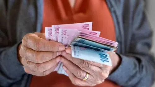 Yaşlı ve Emeklilere Aylık Ödemeleri Hesaplara Aktarıldı!