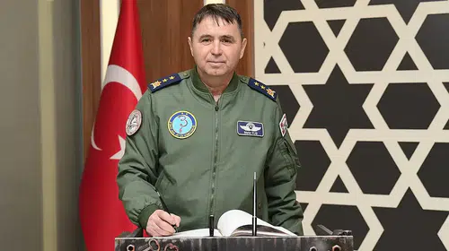 Konya semalarında bayrak değişimi: Stratejik üssün yeni komutanı belli oldu