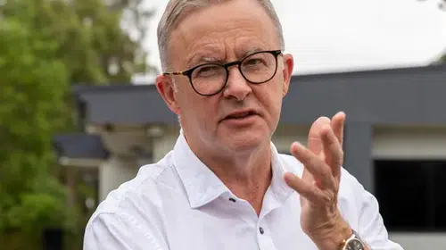 Albanese: Singapur, Avustralya'nın en önemli yakıt tedarikçilerinden biridir