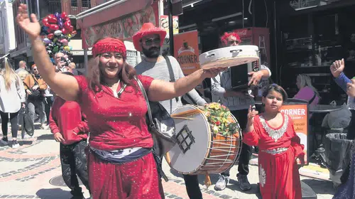 Edirne’de Hıdırellez bereketi: Otellerde yer kalmadı, kent şenliğe kilitlendi
