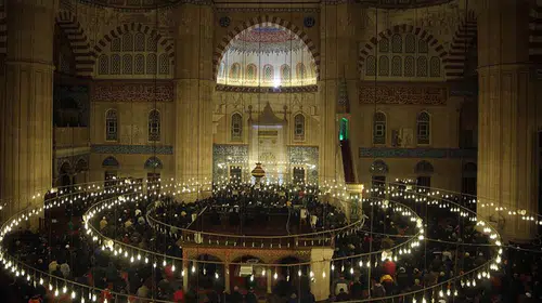 2026 Yılında Mevlid Kandili Ne Zaman Kutlanacak? Peygamber Efendimizin Doğum Günü Hangi Tarihe Denk Geliyor?