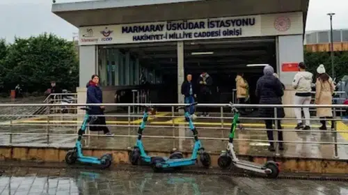 Son Dakika: Marmaray Üsküdar İstasyonu'nda İntihar Girişimi! Raylarda Gergin Anlar Yaşandı