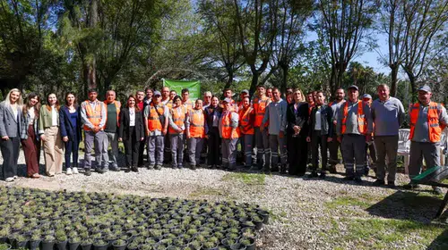 Özdemir, Atatürk Kültür Parkı Personeliyle Buluştu