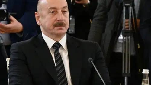 Aliyev, Çekya Başbakanı Babis ile İkili İlişkileri Geliştirmek İçin Bir Araya Geldi