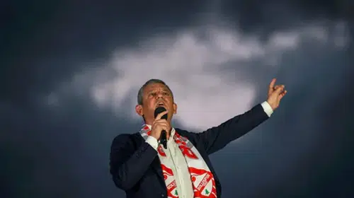 Özel, Doruk Madencilik Çalışanlarını Ziyaret Etti