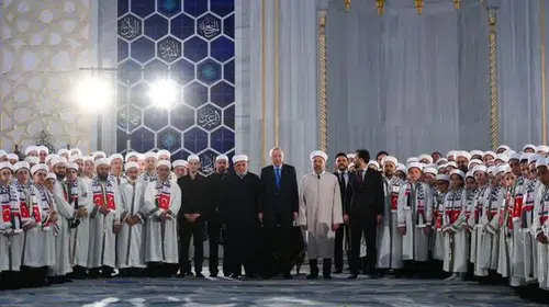 Cumhurbaşkanı Erdoğan, hafızlık icazet programına katıldı