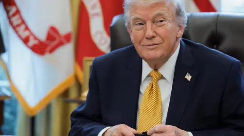 SON DAKİKA: Trump'tan beklenmedik hamle! İran'ın talepleri doğrultusunda geri adım attı!