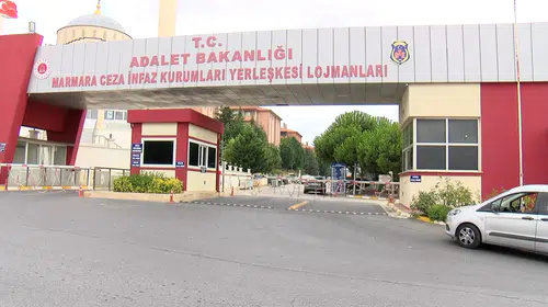 Cezaevi aracındaki gerginlik duruşma salonuna taştı: Sanıklar arasında sözlü düello