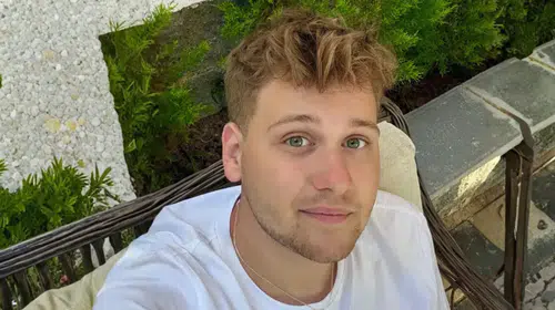 The Traitors Programında Emre Uzunboy Kimdir? Yaşı ve Mesleği Nedir?