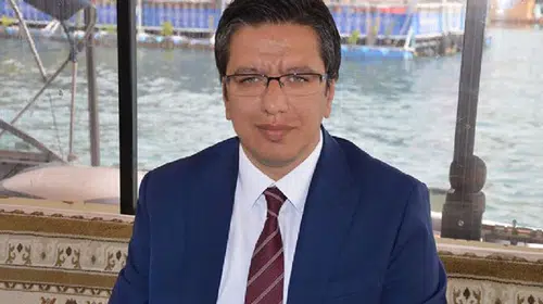 Halfeti'nin Eski Belediye Başkanı Şeref Albayrak: Hayatı ve Siyasi Kariyeriyle İlgili Bilgiler