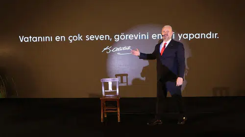 Başkan Pehlivan, İskemledeki Oturuşunun Sebebini Açıkladı!