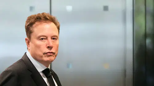 Elon Musk'ın OpenAI savaşı: Yapay zeka insanlığı kurtaracak mı yoksa sonumuzu mu getirecek?