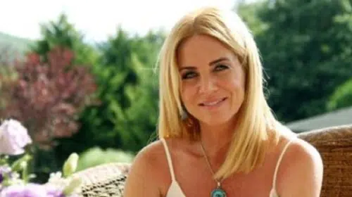 Buket Dereoğlu: Bizimkiler'in Demet'i ve Oyunculuk Kariyeriyle Tanınan İsim