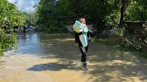 Hatay'da sular çekiliyor ancak tehlike henüz geçmiş değil: Valilikten kritik uyarı