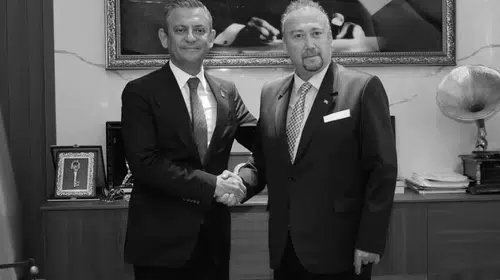 Özgür Özel’den "kumpas" mesajı: Yazışmaları manipüle ederek servis ettiler