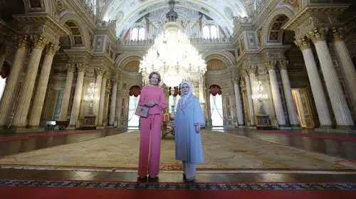 Kraliçe Mathilde Dolmabahçe’de: Emine Erdoğan ile estetik dolu bir gün