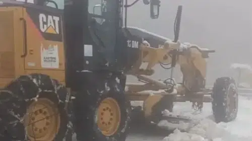 Mayıs ayında kış sürprizi: Kartepe'de ekipler teyakkuza geçti