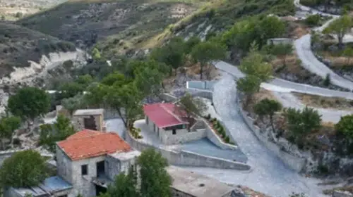 Kıbrıs'ta şok arazi operasyonu: Terk edilmiş köyleri tek tek topluyorlar