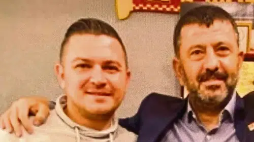 CHP'de şoför krizi: Rüşvet mesajları deşifre oldu, Ağbaba cezaevi yolunu tuttu