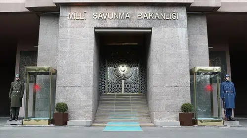 Girit açıklarında sessiz kalan Atina'ya sert tepki: Uluslararası hukuk hiçe sayıldı