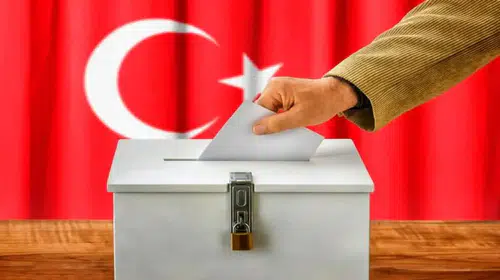 Siyasetin nabzı Nisan ayı verileriyle ölçüldü: Liderlik koltuğunda sürpriz yaşanmadı