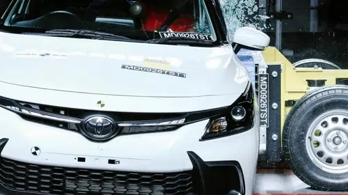 Toyota'nın sevilen modeli sınıfta kaldı: Güvenlik testinden beklenen sonuç çıkmadı