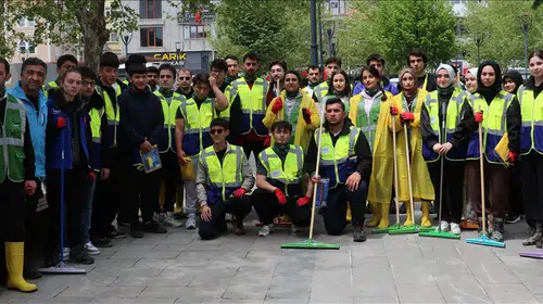 Doğa dostu projelerde yeni dönem: Yeşil Mercek eğitimlerini tamamlayanlara sertifikaları takdim edildi