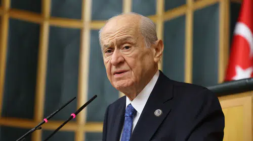 Bahçeli’nin Öcalan hamlesi: Yeni bir rejim inşasının mı yoksa siyasi bir hayatta kalma stratejisinin mi parçası?