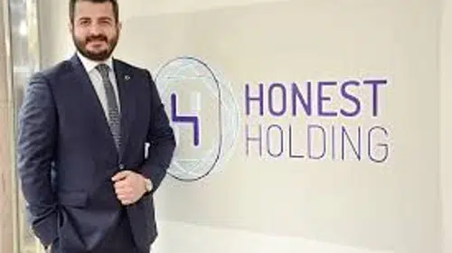 420 milyon dolarlık imparatorluğun gölgesinde aile savaşı: Oğul vesayet istedi, baba "sır küpüyüm" diye haykırdı